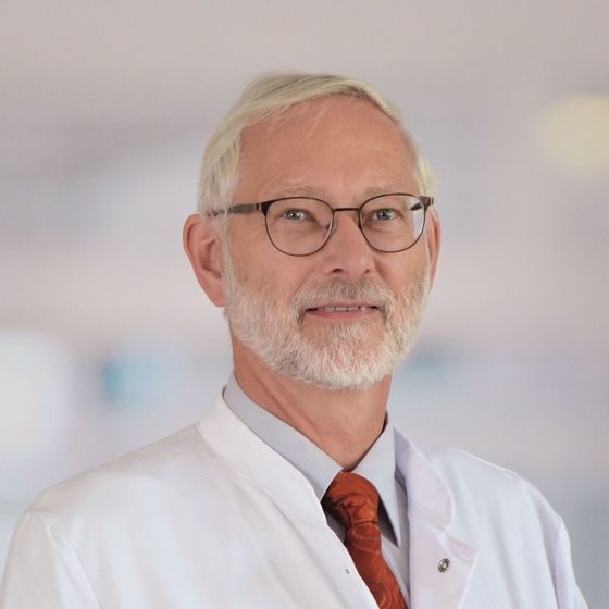 Dr. Michael Musolf ist Vorsitzender des Vorstands der Albertine Assor Stiftung